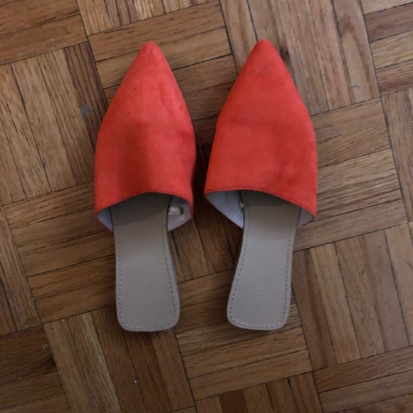 Women’s Formal Rose Red Pointy Loafers US size 7.5 - Picture 2 of 3